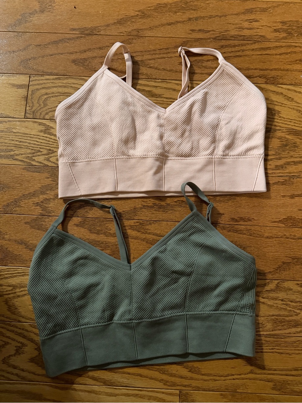 Offline by Aerie light Pink and green ribbed sports bras